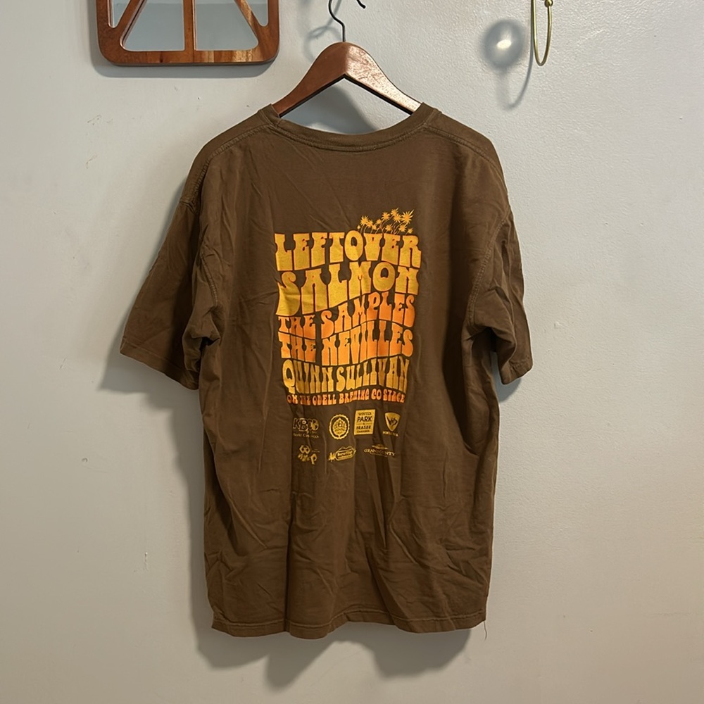 Solshine weekends large tee - Picture 2 of 2